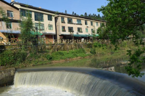 Longyan Yongding Tulou Mengtian Inn